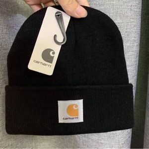 Carhartt (new）beanie black